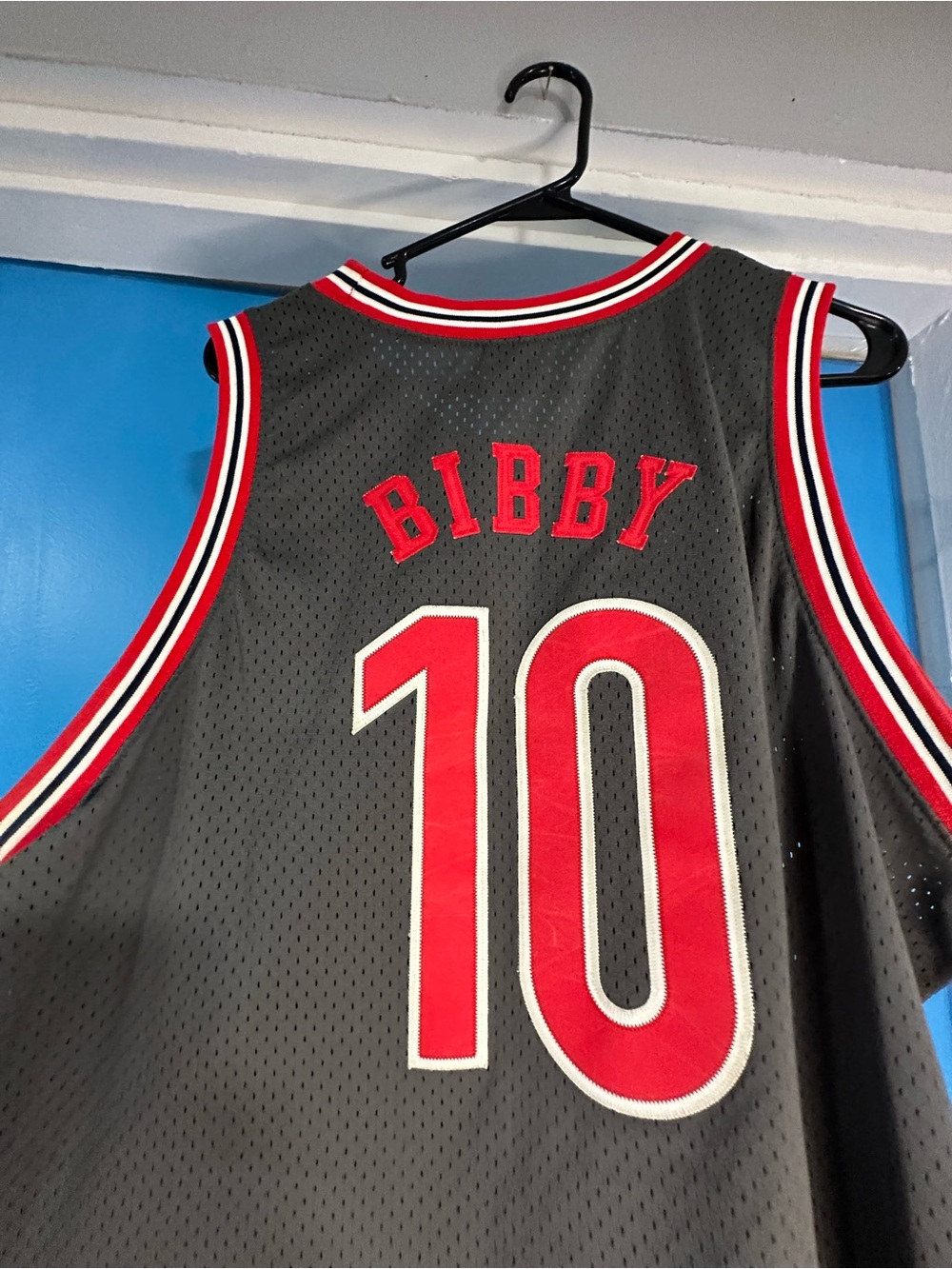 Nike Black Arizona Wildcats (Mike Bibby #10) Basketball Jersey - Picture 3 of 5